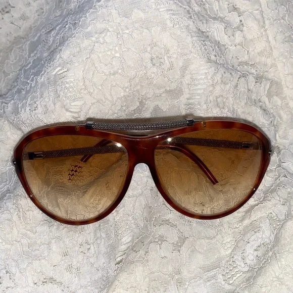 Roberto Cavalli Tortise 401S Gradient Oval Sunglasses Revo Sunglasses | Grace Petite Women main image 4